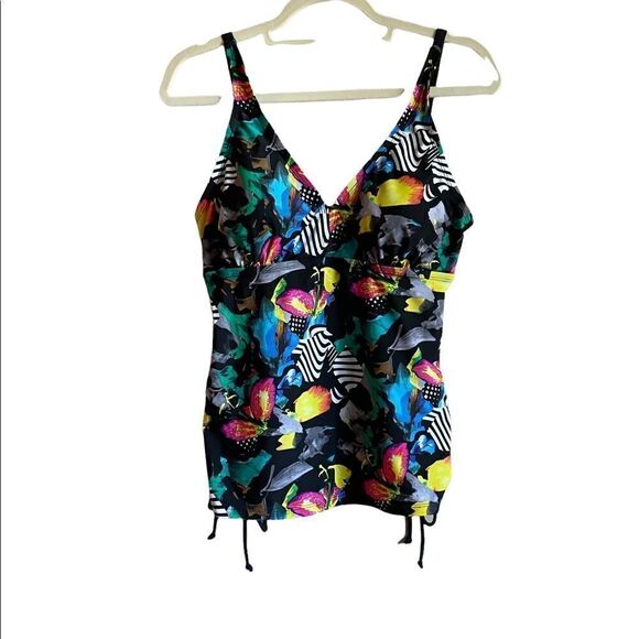 Byron Blue swim top - Picture 1 of 10